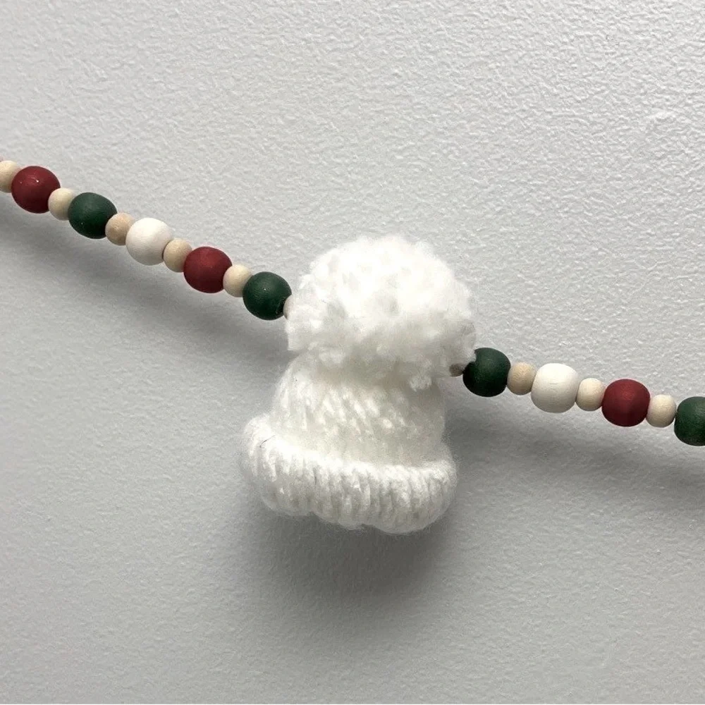 Winter Hat Garland